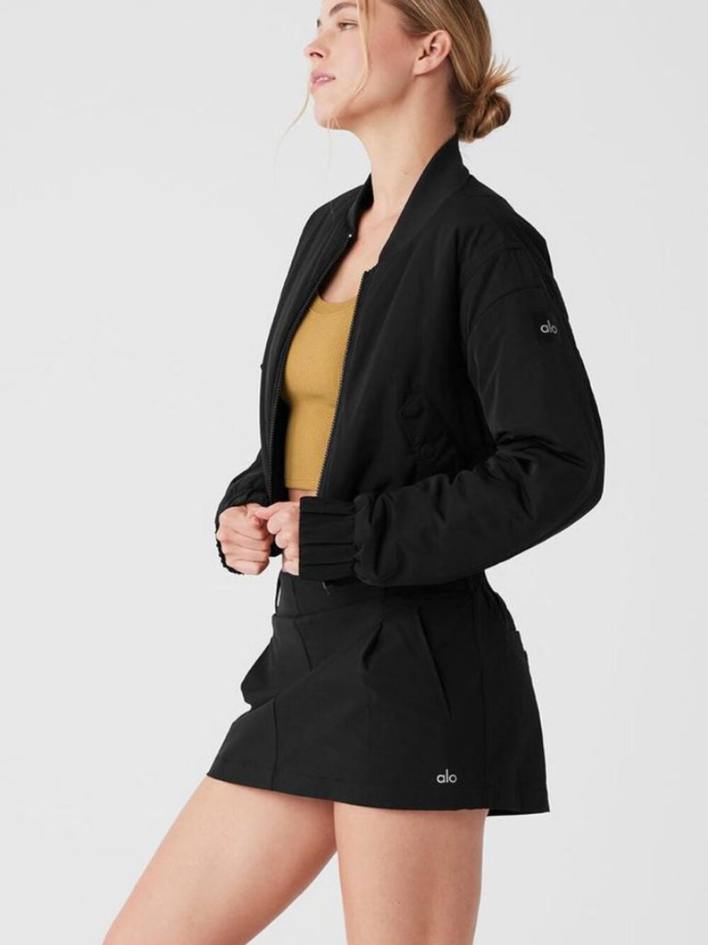ALO Cropped BreakLine Black Bomber Jacket size Large - Picture 1 of 6